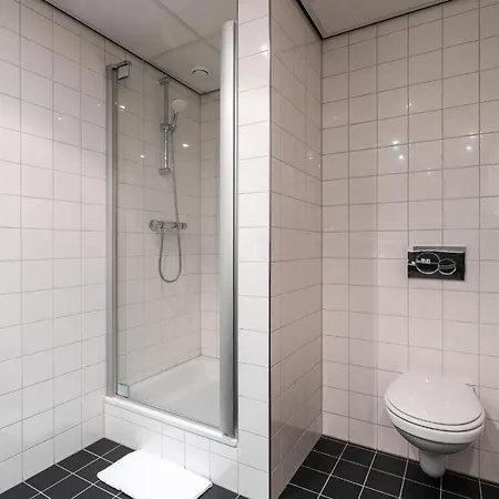 Onderwijshotel De Rooi Pannen 3* Αϊντχόφεν