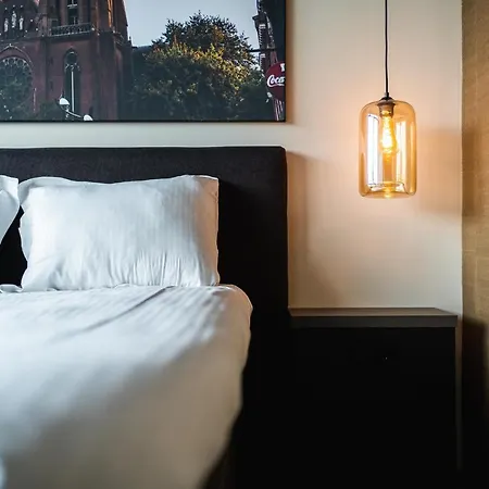 Ξενοδοχείο Onderwijshotel De Rooi Pannen 3*