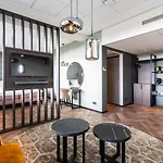 Onderwijshotel De Rooi Pannen 3*