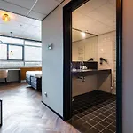 Onderwijshotel De Rooi Pannen Szálloda Eindhove