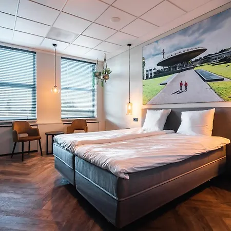 Hotel Onderwijshotel De Rooi Pannen 3*