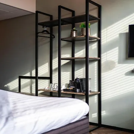 Hotel Onderwijshotel De Rooi Pannen 3*