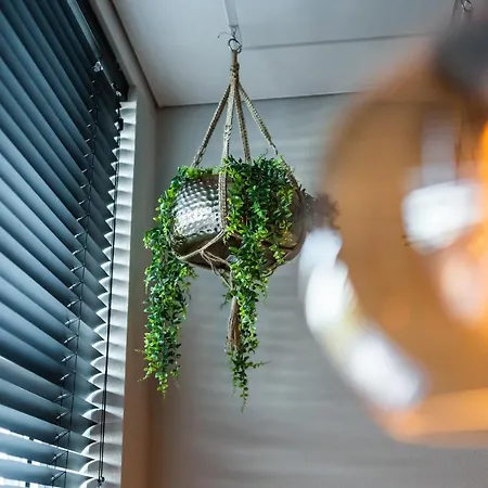 Hotel Onderwijshotel De Rooi Pannen 3*