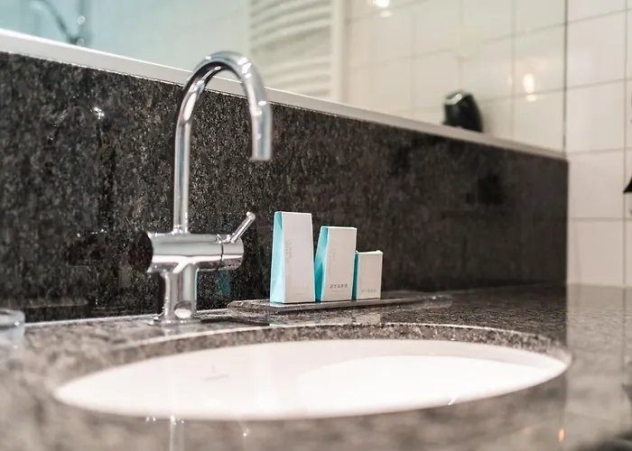 Onderwijshotel De Rooi Pannen 3* Eindhoven