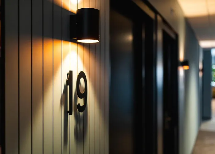 酒店 Onderwijshotel De Rooi Pannen